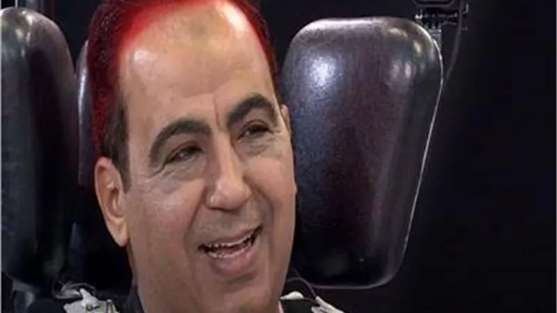 رامز جلال يخالف نظام مجنون رسمي ويخرج من الصورة الثانية.. فيديو