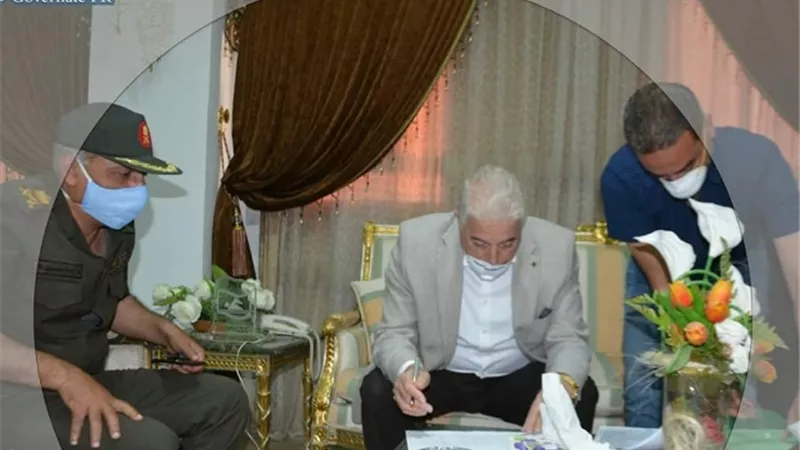 محافظ جنوب سيناء يصدق علي 14 عقد تقنين بمدينة دهب