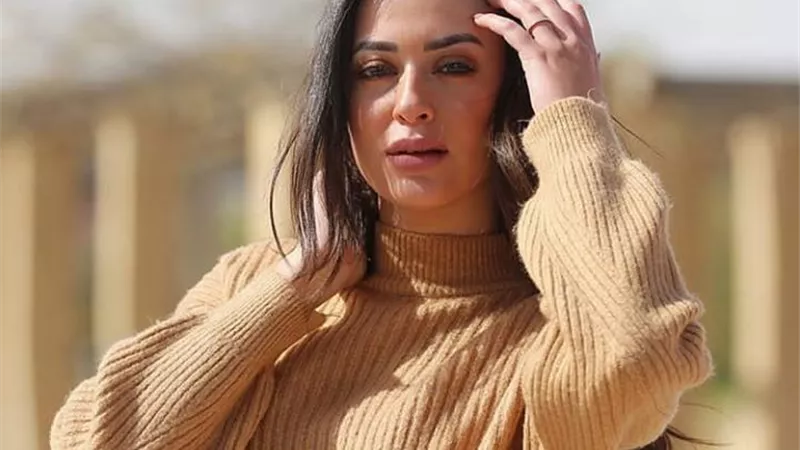 ميرنا نور الدين تبهر متابعيها بإطلالة ساحرة