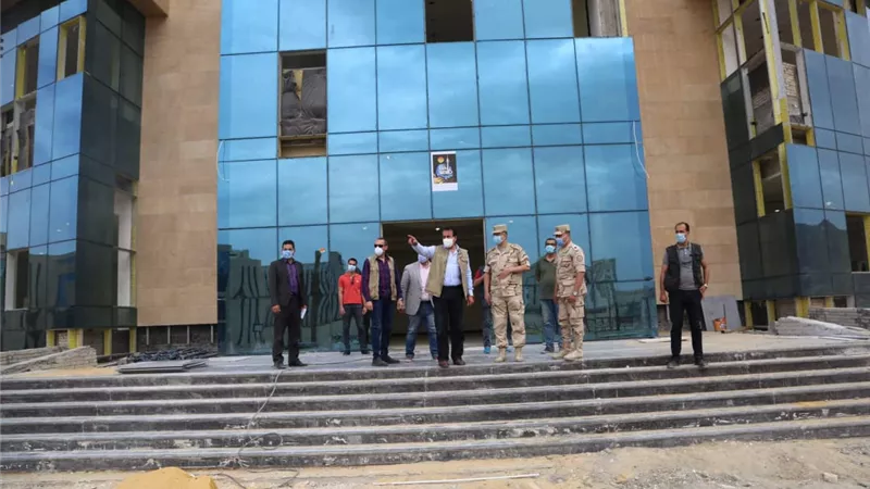 وزير التعليم العالي يتفقد منشآت جامعة الجلالة..صور