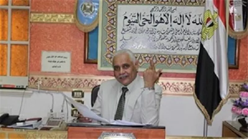 المركز القومي للامتحانات يمنح تعليم أسيوط شهادة تقدير للإداء المشرف