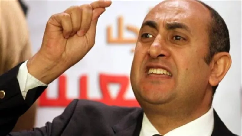 رواد السوشيال ميديا لخالد على: لماذا التواجد دائماً مع أصحاب المواقف المضادة لمصر