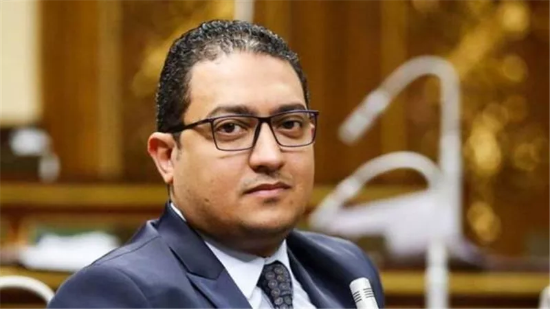جون طلعت التعايش مع كورونا أصبح أمرا واقعا بعد أضرار وتداعيات الإغلاق السلبية
