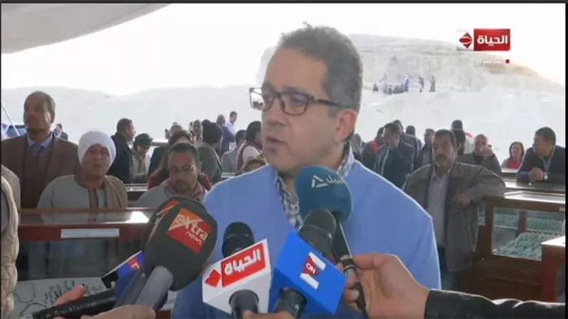 وزير الآثار يكشف موعد استعداد مصر لاستقبال السياحة الخارجية