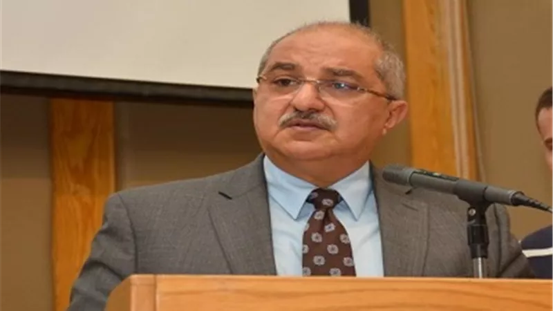 ارتداء الكمامة شرط إلزامي لدخول جامعة أسيوط بدءً من غداً الأحد