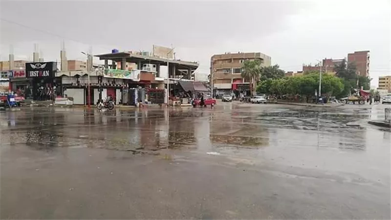 أمطار وسحب رعدية فى مناطق متفرقة بالوادى الجديد.صور