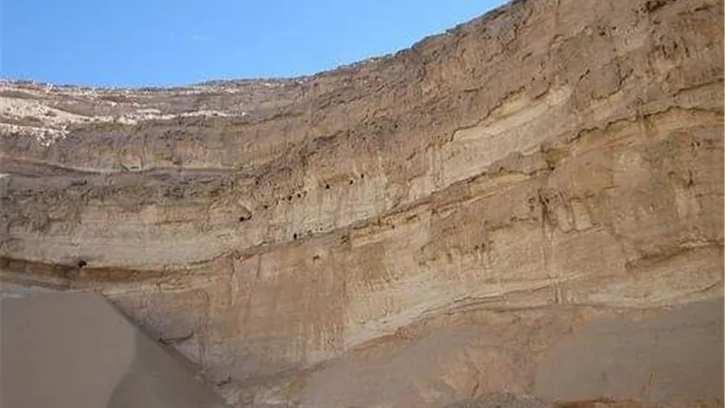 محافظ سوهاج (للجمهورية اون لاين ) سيول دار السلام خفيفة وتحت السيطرة ولا خسائر فى الارواح ولا الاموال