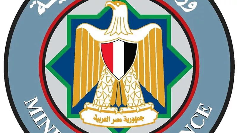 تحصيل 3,5 مليار جنيه ضرائب ورسوم بجمارك «بورسعيد» و«السخنة» في أبريل