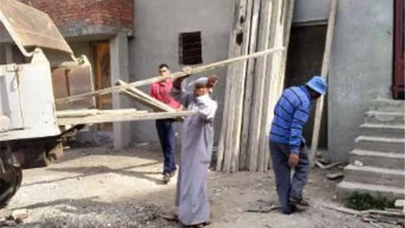 التصدي بكل حسم للبناء المخالف في كفر الشيخ