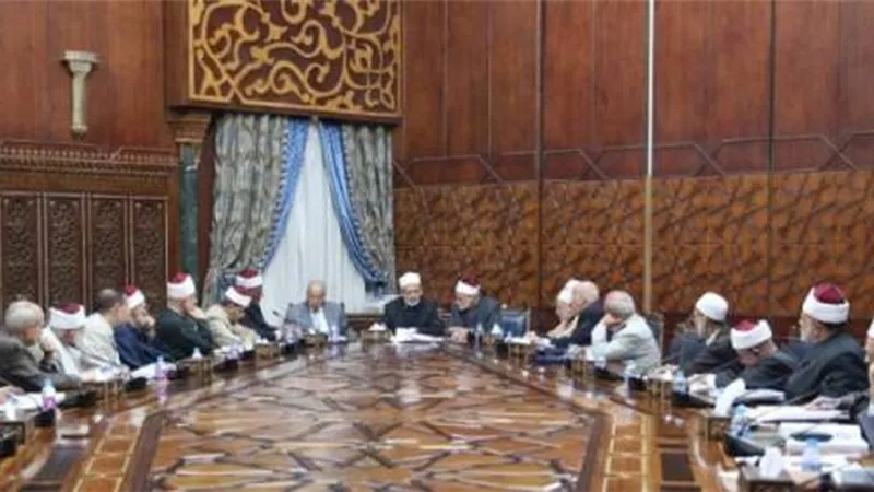 كيف تصلى صلاة العيد فى المنزل؟ .. هيئة كبار العلماء تجيب