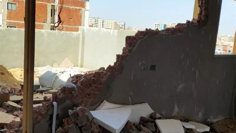 إزالة مخالفات بناء ورفع 140 طن مخلفات بحى أول طنطا
