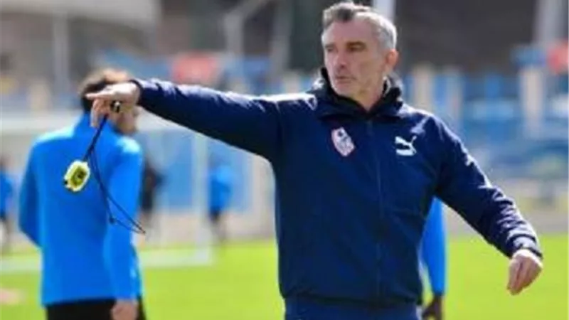 كارتيرون يطالب الزمالك بعدم التفريط فى الجوكر