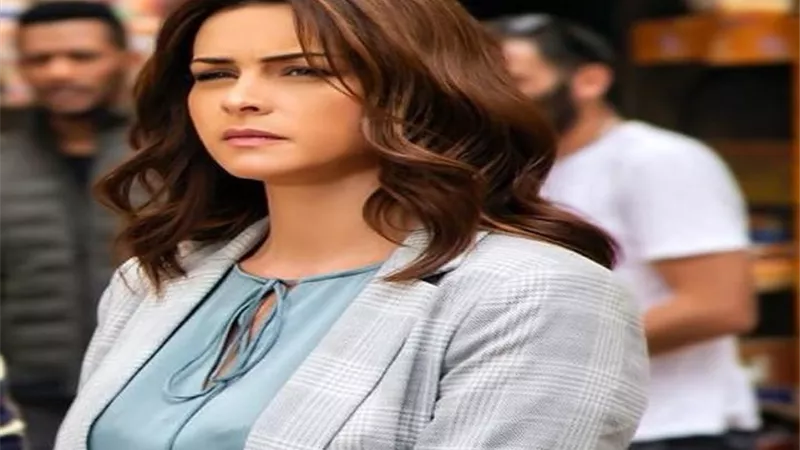 نور تبهر متابعيها بإطلالة ساحرة من كواليس 