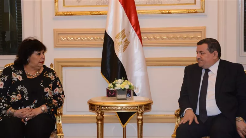 وزيرا الثقافة والإعلام يبحثان التعاون بين الوزارتين