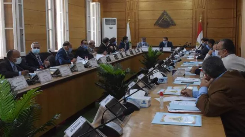 جامعة بنها تكرم الفوج الثالث من الفريق الطبي المشارك في مستشفى العزل بقها
