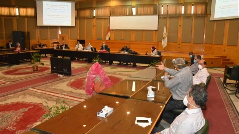 جامعة أسيوط تعلن مواعيد امتحانات الدراسات العليا وأخر العام والعملية لنهائي كلية الطب.صور