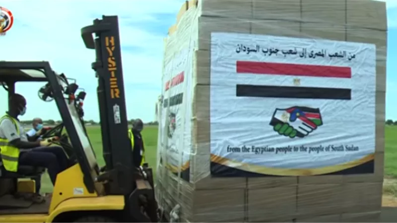 بالفيديو .. وصول طائرة المساعدات الطبية المصرية إلى جنوب السودان