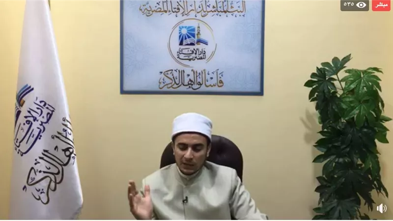 هل يجوز إعطاء فدية الصيام لشخص واحد؟ .. دار الإفتاء تجيب