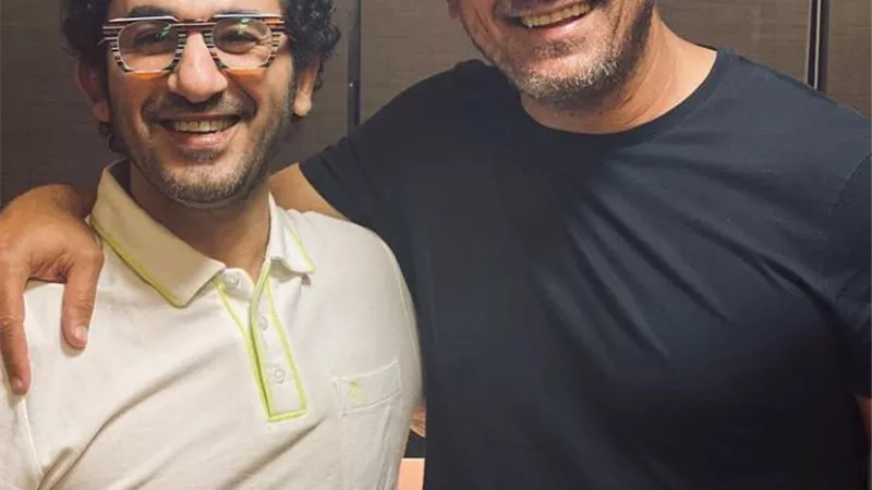 أمير كرارة يداعب أحمد حلمى بصورة عبر انستجرام