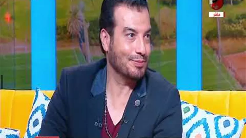 إيهاب توفيق يهدى الاهلى اغنية جديدة في ذكرى احتفالية النادي بلقب القرن.. فيديو