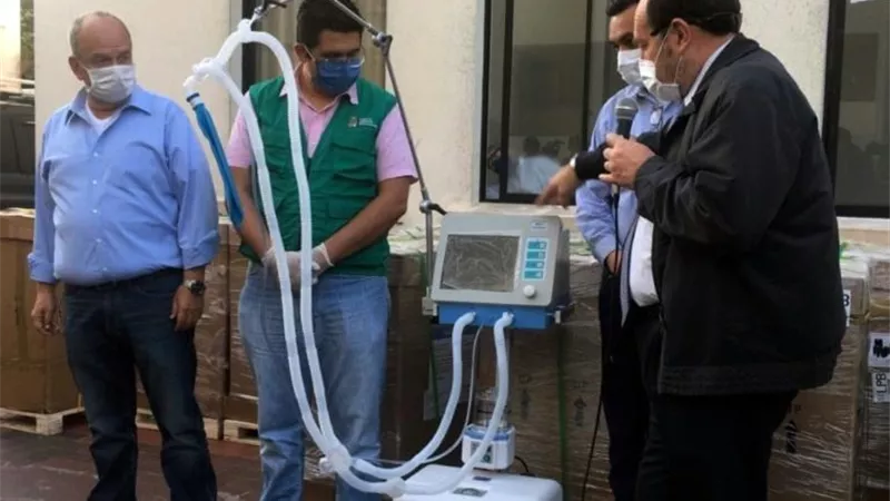 أجهزة التنفس تطيح بوزير الصحة البوليفي