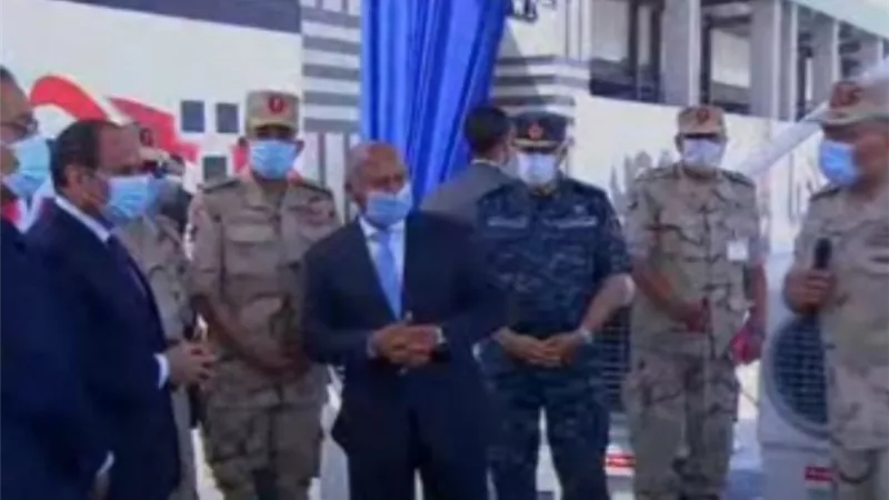الرئيس السيسي يتفقد المرحلة الثالثة من مشروع 