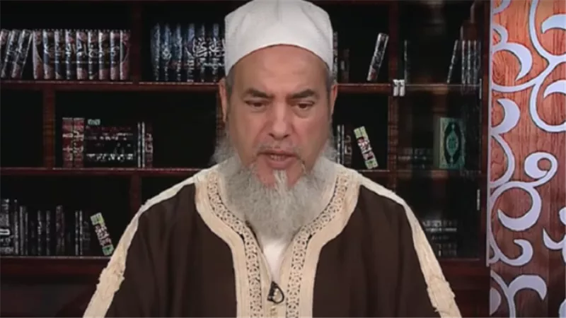 الجزائر توضح أسباب توقيف بث برنامج ديني إثر فتوى بشأن زكاة الفطر