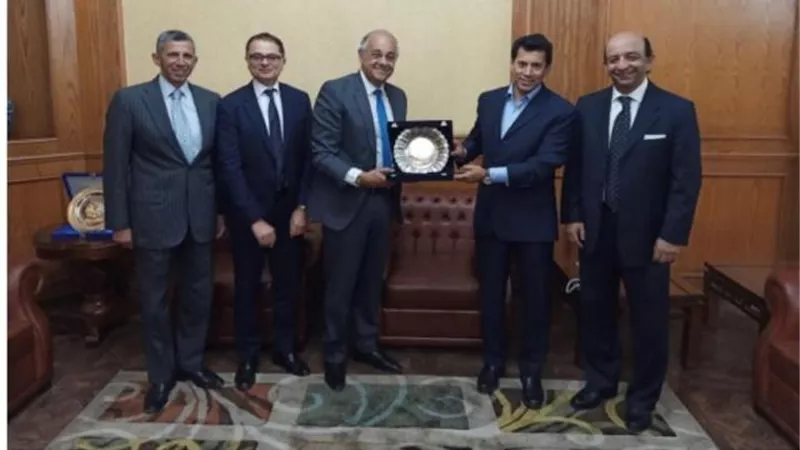 صلح بين نادي فروسية الجزيرة ومركز شباب الجزيرة بخلافات 40 عاما..صور