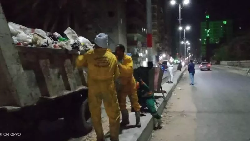 تطهير وتعقيم سوق الجملة بالزقازيق