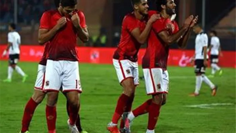 نجم هجوم الاهلى يوافق على تمديد عقده بدون شروط