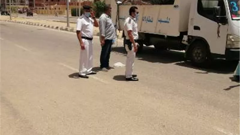 رئيس الجهاز : غلق وتشميع ٧ وحدات مخالفة بالحى الأول بمدينة بدر