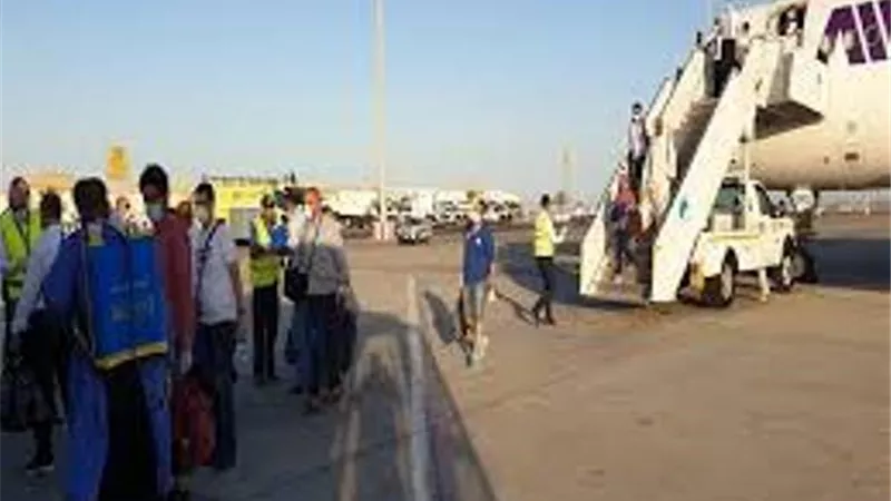 ٣ رحلات استثنائية لاعادة العالقين من الامارات