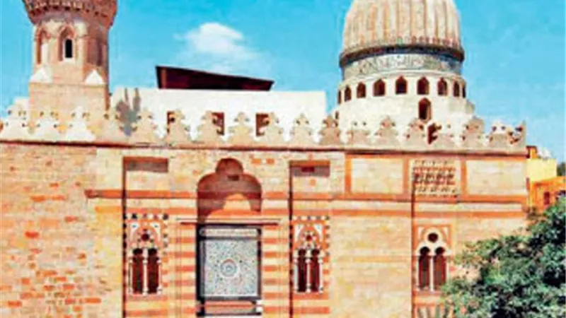 مسجد اصلم السلحدار.. عمره 725 عاما.. بنى فى العصر المملوكى