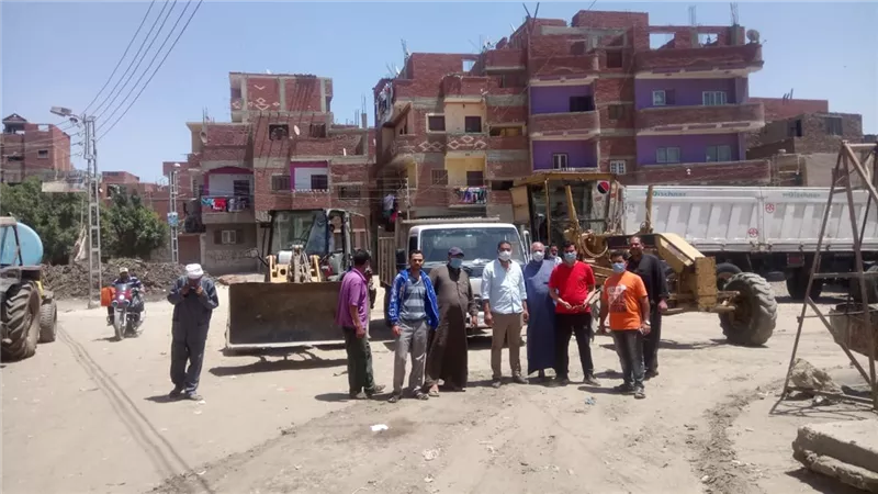 رئاسة مدينة الزقازيق تجمل غزالة وتوابعها قبل العيد