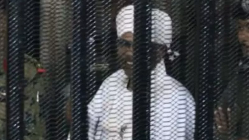 بلومبيرج : استعادة اصول قيمتها ٤ مليارات دولار من الرئيس السوداني السابق وافراد اسرته