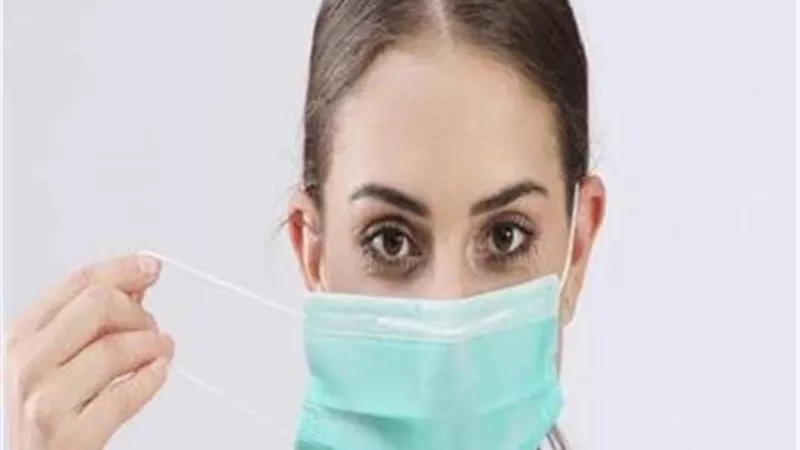 ٧ نصائح تحميك من التهابات البشرة بسبب ارتداء الكمامة