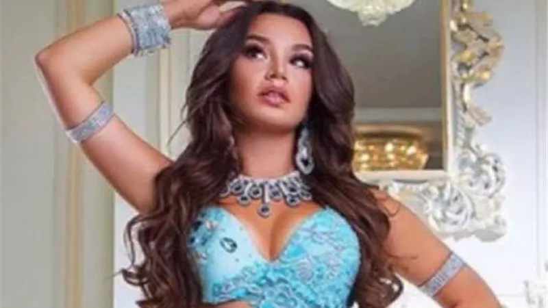 وصلة رقص لجوهرة على أغنية 
