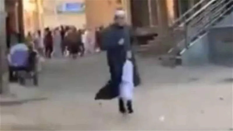 الامن يكشف حقيقة الفيديو المتداول للشيخ الهارب من صلاة العيد