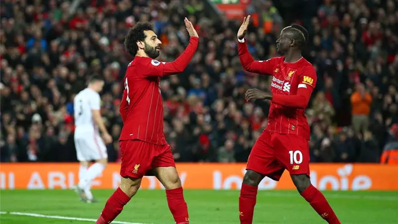 نجم ليفربول: مانى أفضل من صلاح
