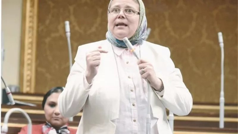 شيرين فراج تشكر كل من دعمها ضد كورونا.. وتؤكد: القوات المسلحة دائما الملجأ فى الشدة