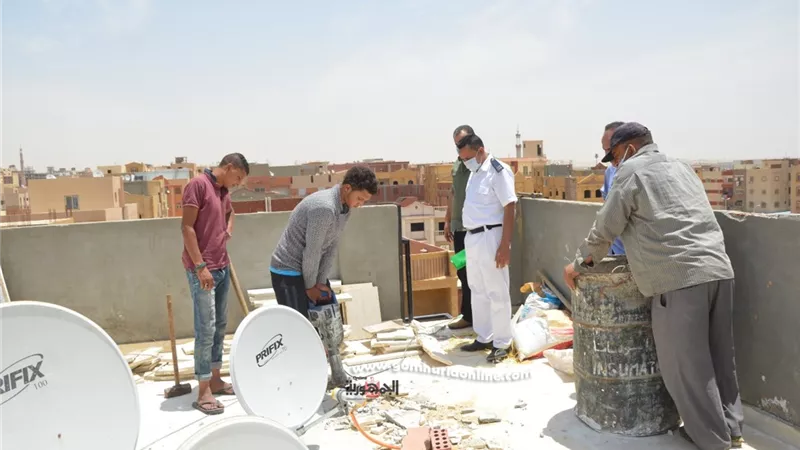جهاز مدينة ١٥ مايو يشُن حملة مكبرة لإزالة مخالفات البناء ..صور