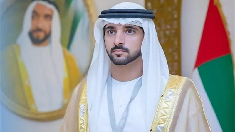 ولي عهد دبي يعلن استئناف الحركة الاقتصادية للإمارة