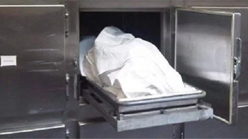 قتلوه والقوه في الشارع .. 3 عاطلين وراء قتل صديقهم بسبب المخدرات
