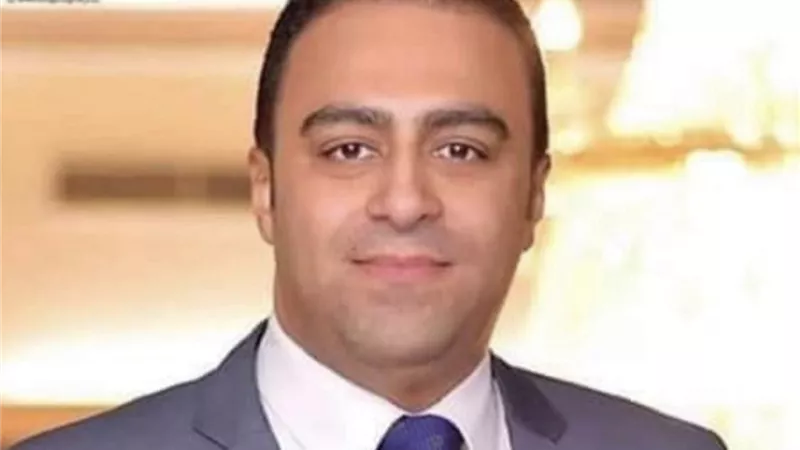 برلمانى يطالب 