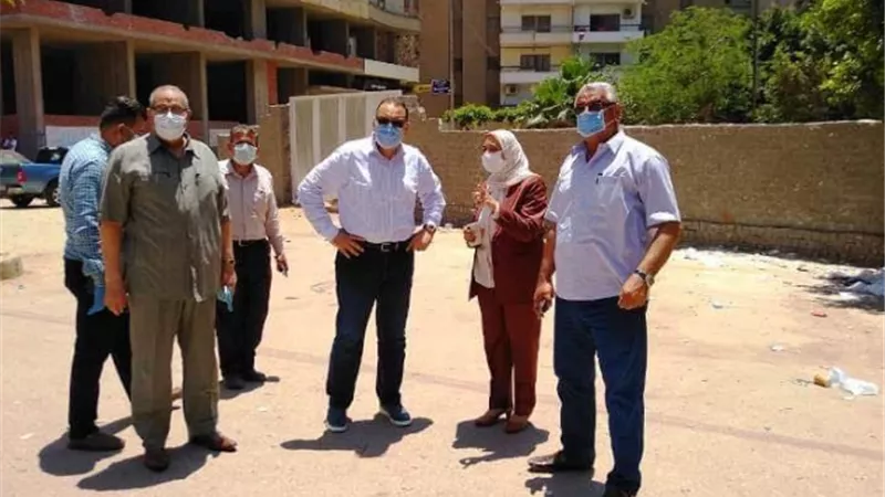 جولة تفقدية لمحافظ الشرقية بمدينة الزقازيق لبحث إنشاء محاور مرورية جديدة