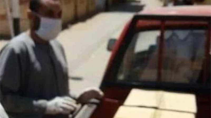 تقديم 46 كرتونة مواد غذائية وبسكويت للأسر الخاضعة للعزل الصحي بقرية الرحمانية بأبوكبير