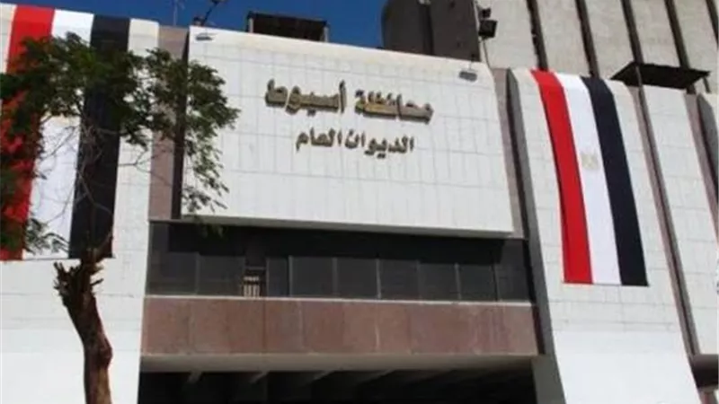 الديناميت والبازوكا ألعاب تقتل براءة الأطفال في أسيوط