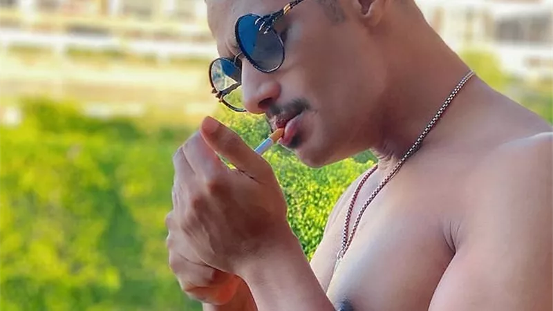محمد رمضان يستجم بعد نجاح 