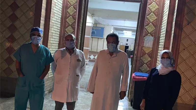 مستشفى الصدر بالزقازيق تسجل أول حالة شفاء لمريض مصاب بفيروس كورونا.. صور وفيديو