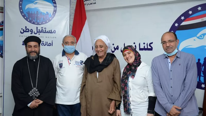 حزب مستقبل وطن بأسيوط يكرم النماذج الرائدة في العمل التطوعي والإنساني بمنفلوط والقوصية